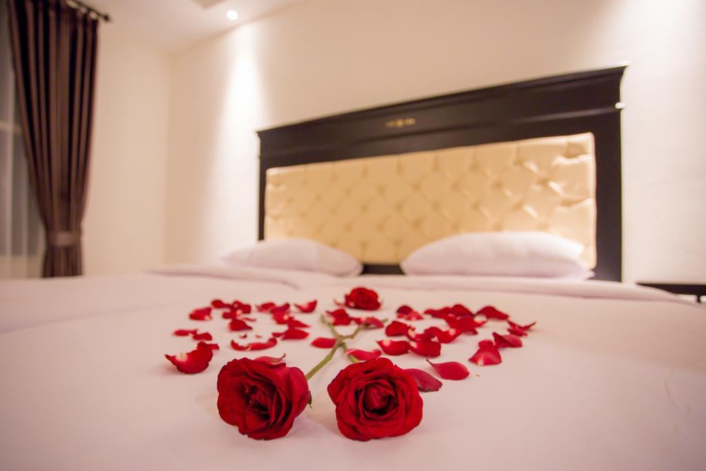Same Hotel Malang Exterior foto